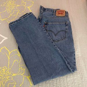 NWOT Men's Relaxed Fit Levi Jeans